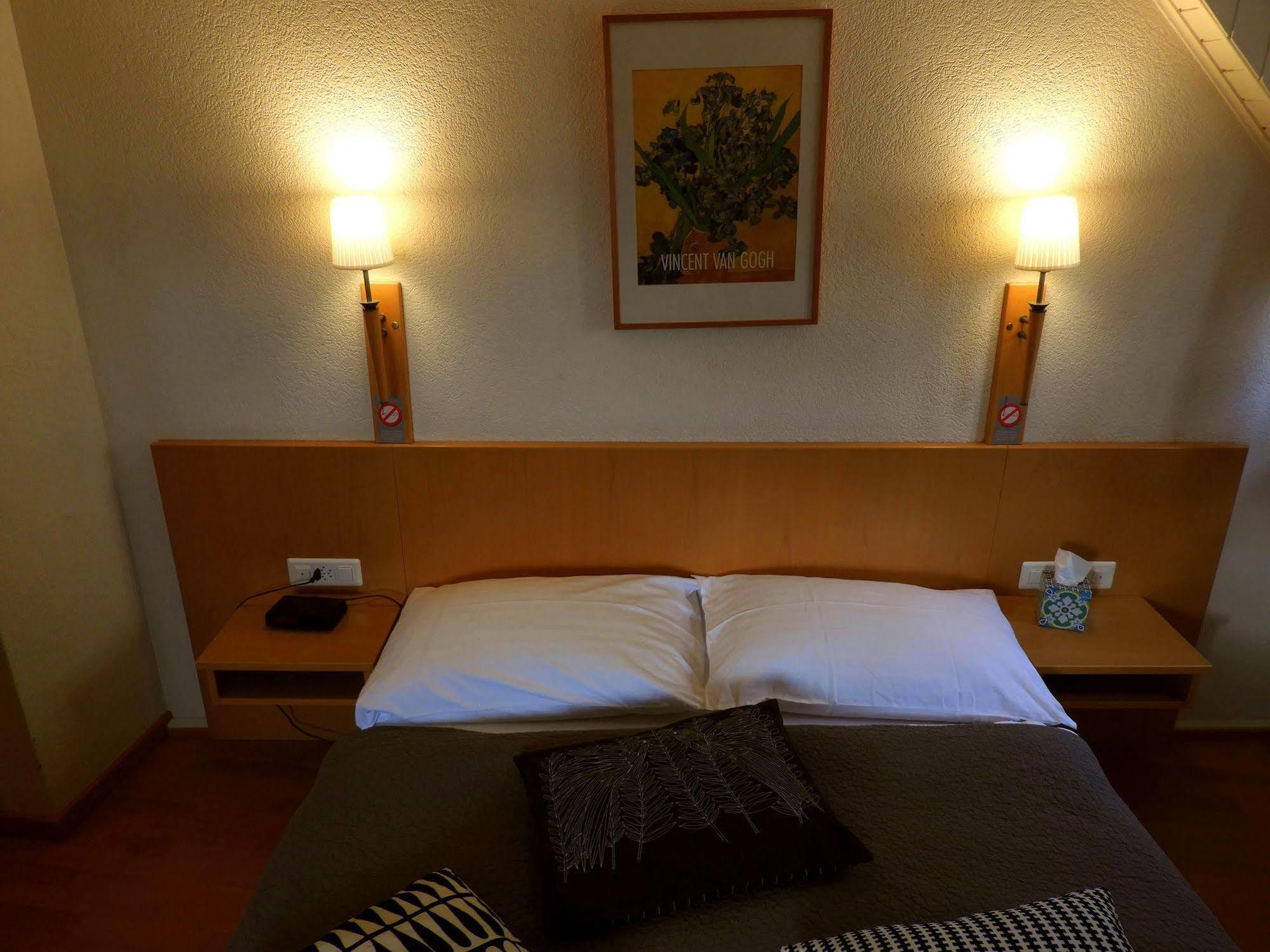 Les Negociants Hotel Vevey Bagian luar foto